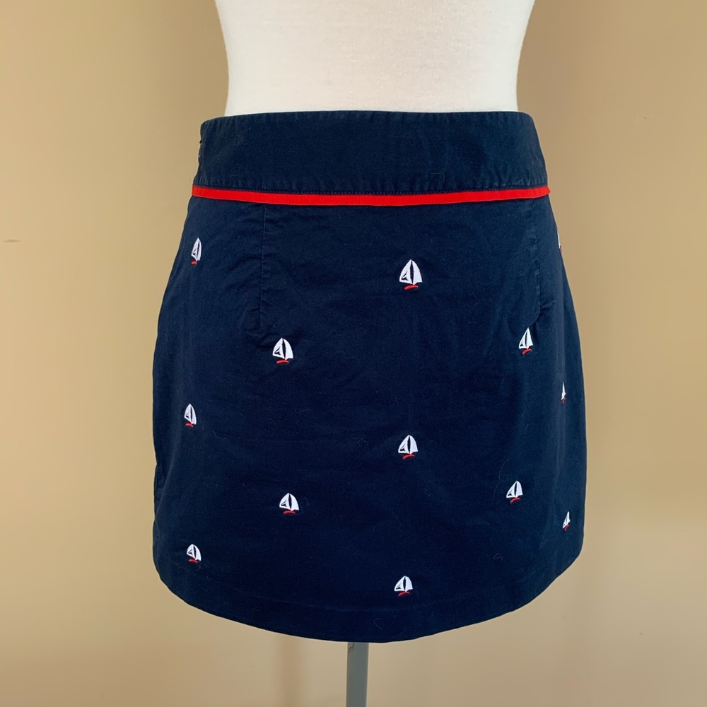 Vineyard Vines sailboat skirt